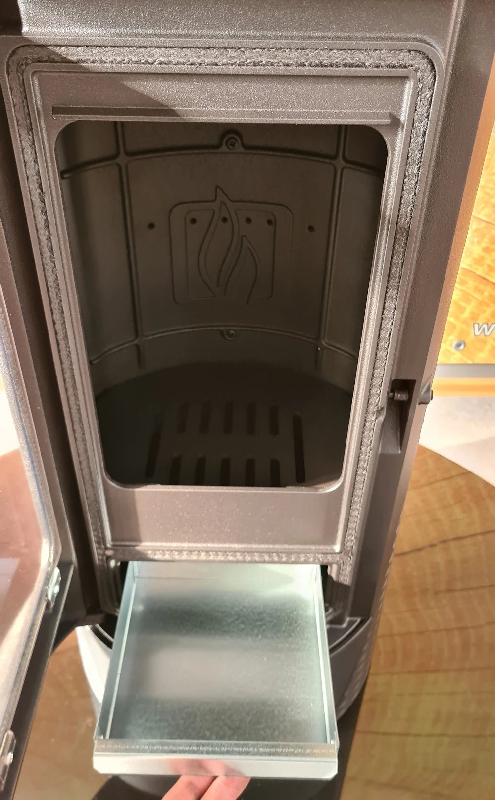 Teallach iarann ​​teilgthe Dearthóir Plamen Tara – neamhspleách ar aer an tseomra